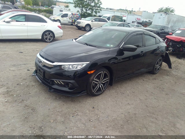 Honda CIVIC EX 2018 2HGFC2F73JH575967 Image 2