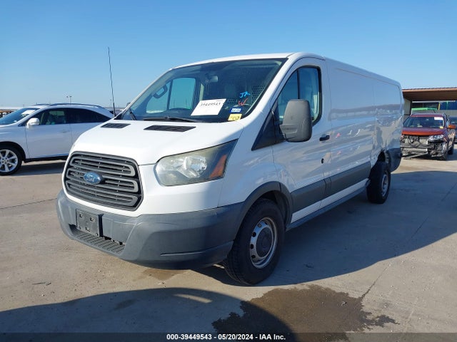 Ford Transit-250 2015 1FTNR2YM0FKA52787 Image 2