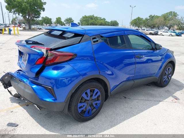 Toyota C-HR LE 2019 NMTKHMBXXKR099539 Image 4