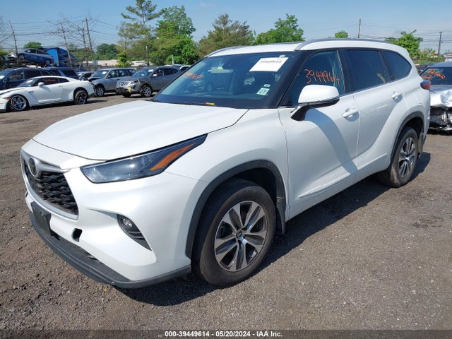 Toyota Highlander Xle 2023 5TDKDRBH9PS010747 Image 2