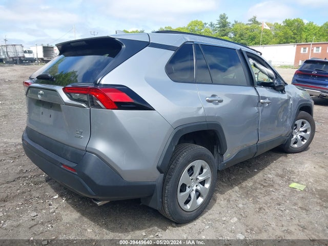 Toyota RAV4 LE 2021 2T3F1RFV0MC216013 Image 4