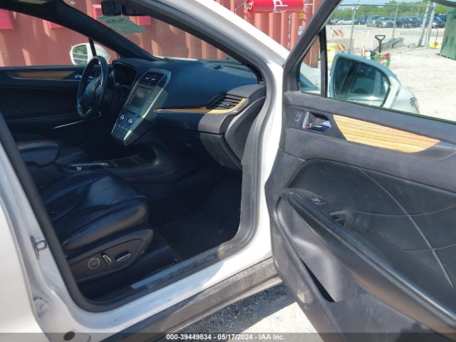 5LMCJ2A92FUJ27331 Lincoln MKC