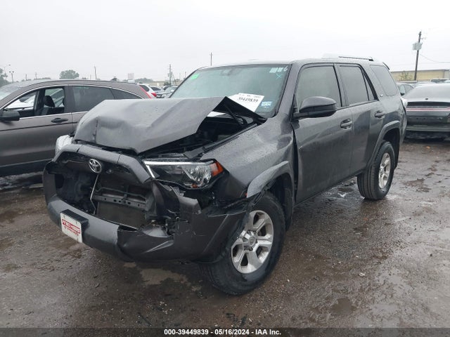 Toyota 4RUNNER SR5 2014 JTEBU5JR8E5156946 Image 2