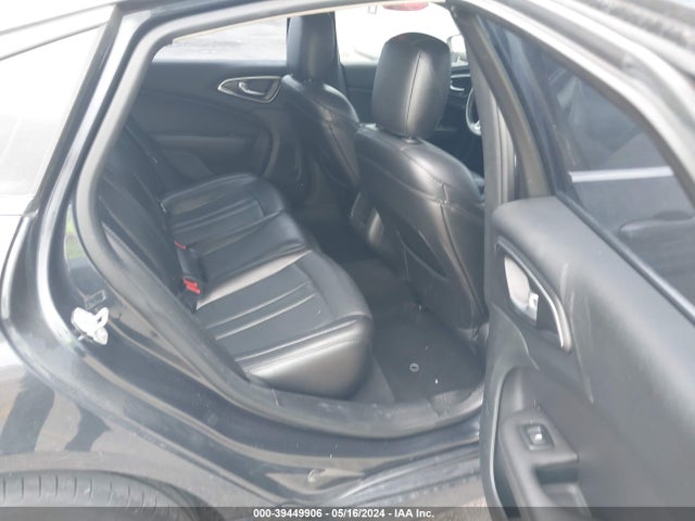 1C3CCCAB6GN188143 Chrysler 200 Limited Platinum