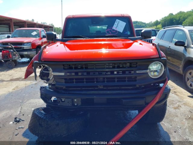 1FMEE5DP8NLB78963 Ford Bronco
