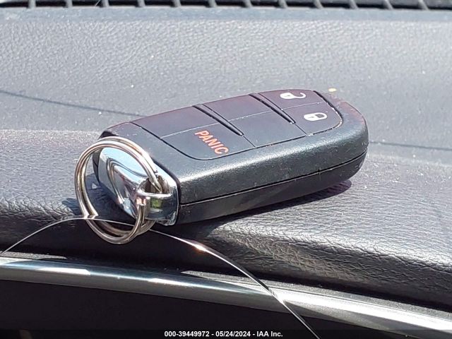 3C4NJCBB2JT468657 Jeep Compass Latitude Fwd