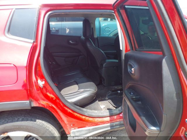 3C4NJCBB2JT468657 Jeep Compass Latitude Fwd