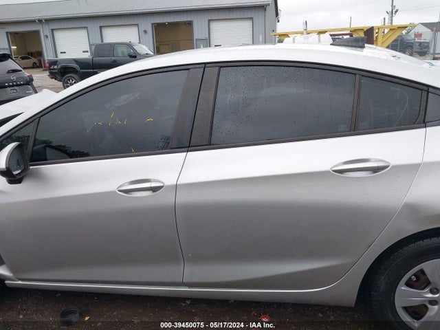 Chevrolet Cruze Ls Auto 2017 1G1BC5SM7H7134402 Image 14