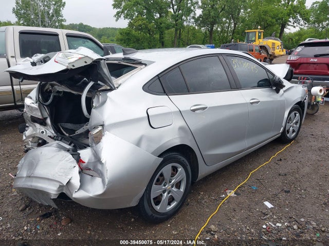 Chevrolet Cruze Ls Auto 2017 1G1BC5SM7H7134402 Image 4