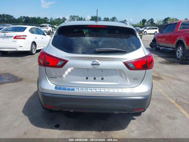 JN1BJ1CP6JW164018 Nissan Rogue Sport Sv