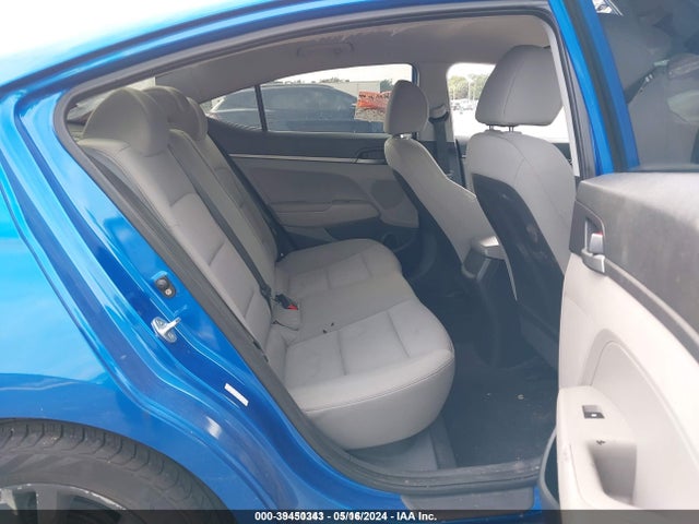Hyundai ELANTRA SE 2018 KMHD74LF9JU614572 Image 8
