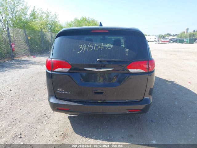 2C4RC1DG0HR514654 Chrysler Pacifica Touring