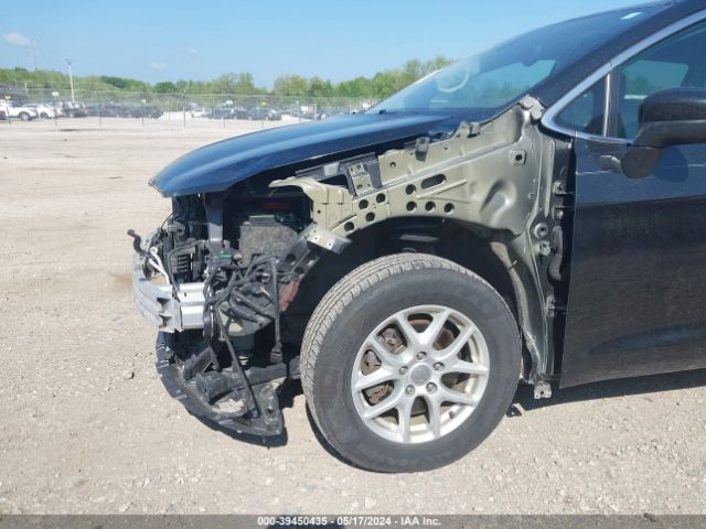 2C4RC1DG0HR514654 Chrysler Pacifica Touring