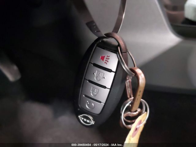 5N1BT3BA0NC674271 Nissan Rogue Sv Fwd