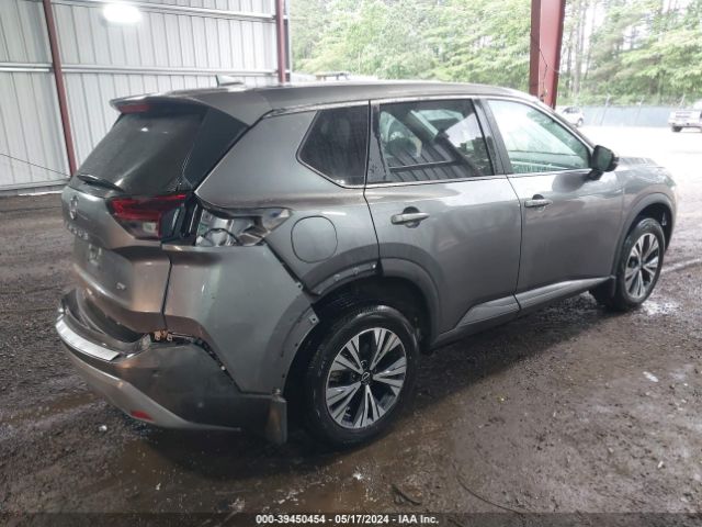 5N1BT3BA0NC674271 Nissan Rogue Sv Fwd