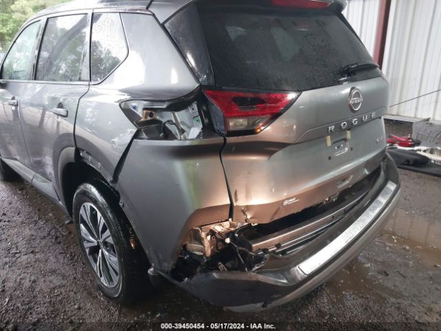 5N1BT3BA0NC674271 Nissan Rogue Sv Fwd