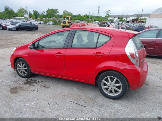 Toyota Prius C Three 2014 JTDKDTB3XE1068023 Image 14