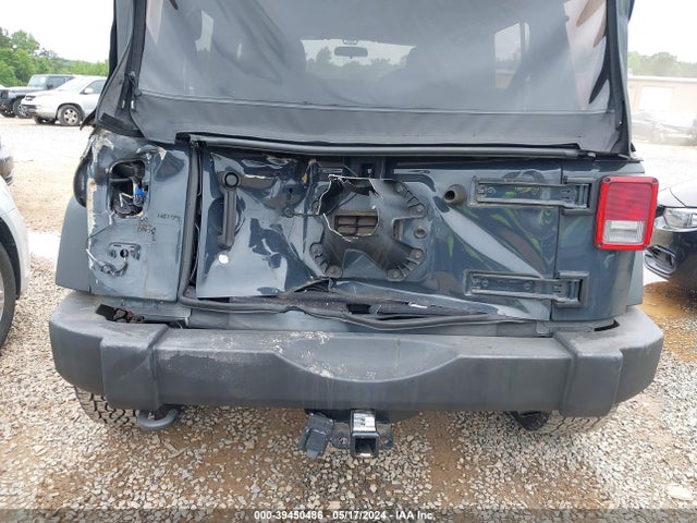 1C4BJWDG1HL743390 Jeep Wrangler Unlimited Sport 4x4