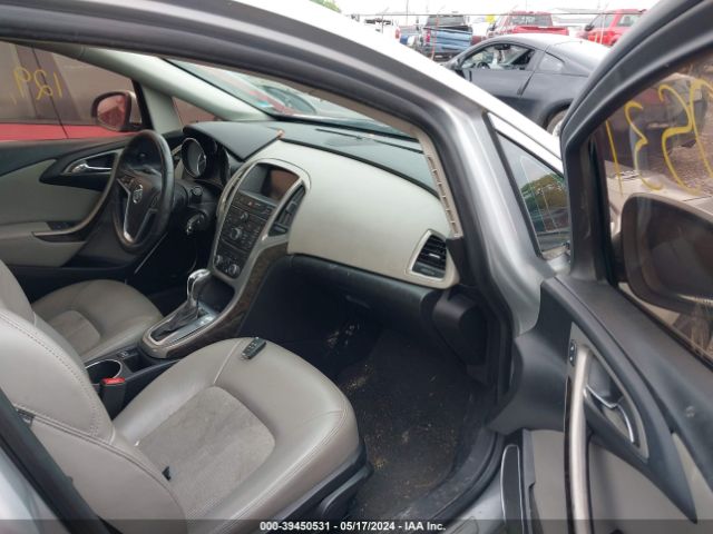 1G4PP5SK8E4190325 Buick Verano