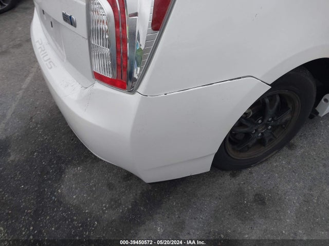Toyota Prius Two 2014 JTDKN3DUXE1748491 Image 12
