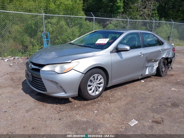 Toyota CAMRY LE 2017 4T1BF1FK6HU669525 Image 2