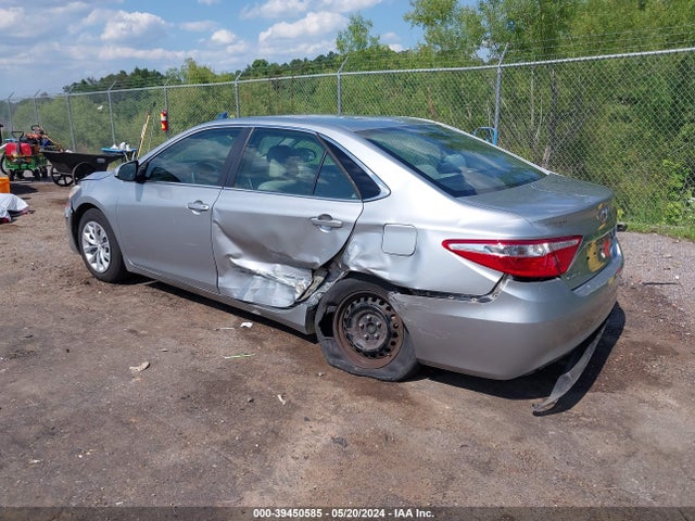 Toyota CAMRY LE 2017 4T1BF1FK6HU669525 Image 3