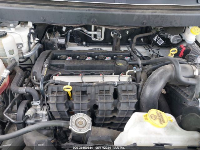 3C4PDCAB4JT276979 Dodge JOURNEY SE