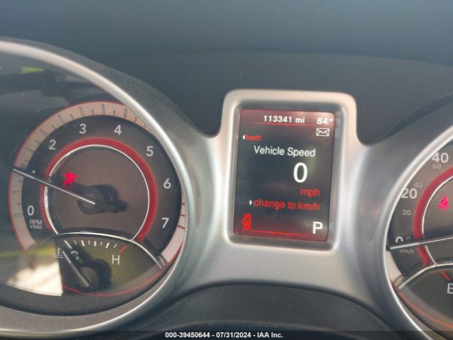 3C4PDCAB4JT276979 Dodge JOURNEY SE