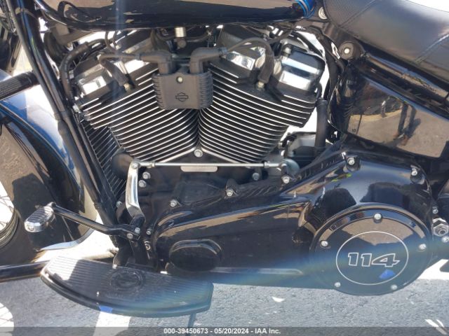 2018 HARLEY-DAVIDSON FLHCS 1HD1YPK15JC044005 Photo 8