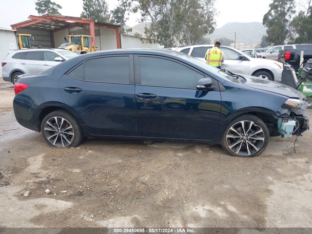 5YFBURHE9JP804841 Toyota COROLLA SE