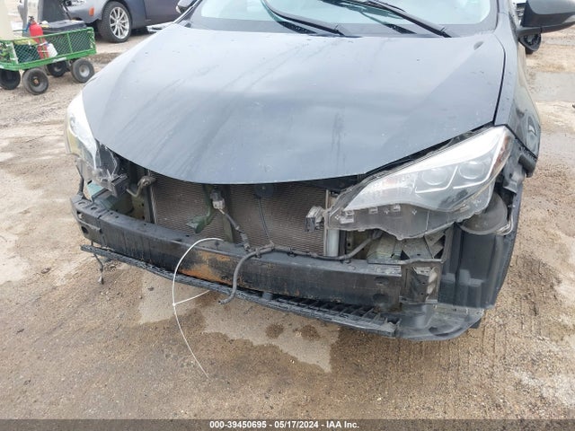 5YFBURHE9JP804841 Toyota COROLLA SE