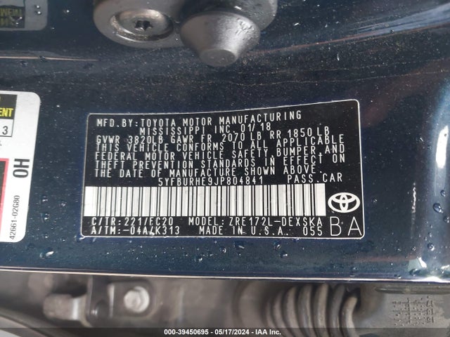 5YFBURHE9JP804841 Toyota COROLLA SE