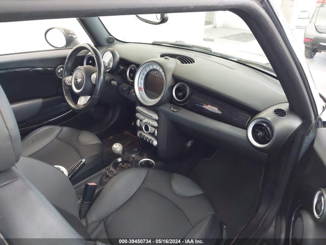 2007 MINI COOPER S WMWMF73567TT86252 Photo 4