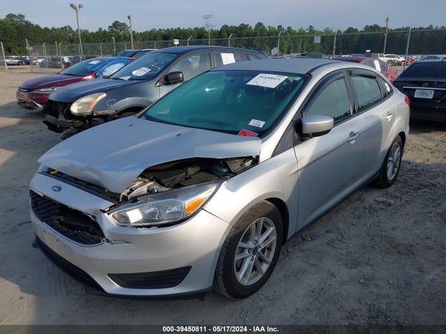 Ford FOCUS SE 2018 1FADP3F26JL295490 Image 2