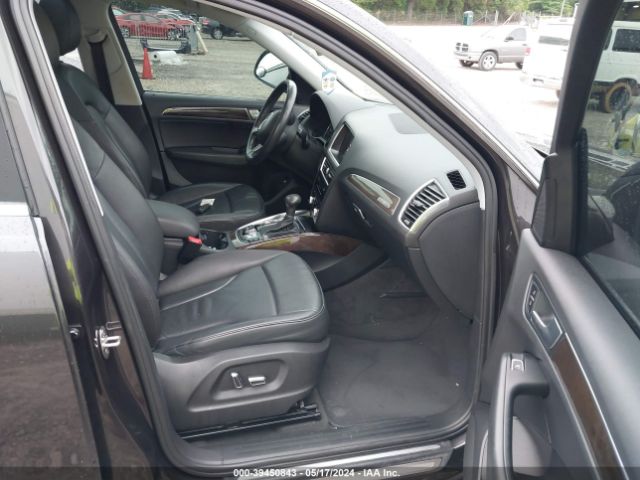 WA1LFBFP7EA101981 Audi Q5 2.0t Premium