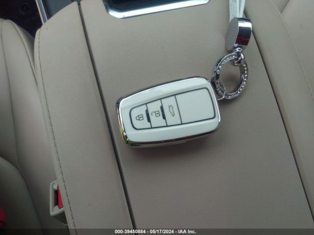 5TDHZRBH7LS503459 Toyota Highlander Xle
