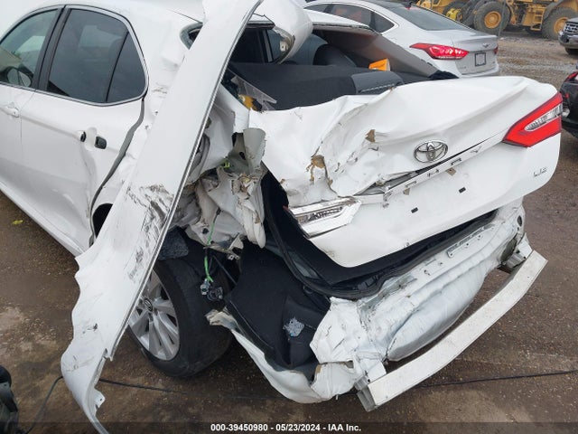 Toyota CAMRY LE 2020 4T1C11AK4LU916379 Image 6