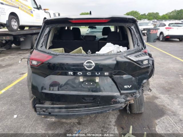 5N1AT3BA5MC718923 Nissan Rogue Sv Fwd