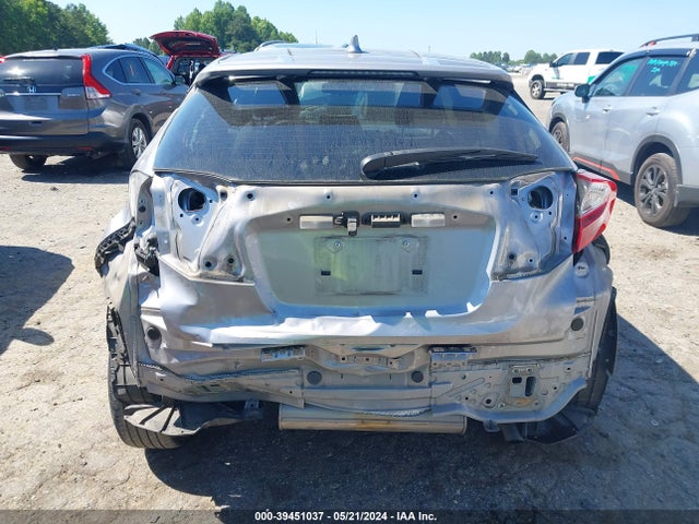Toyota C-HR LE 2020 JTNKHMBX9L1089774 Image 16