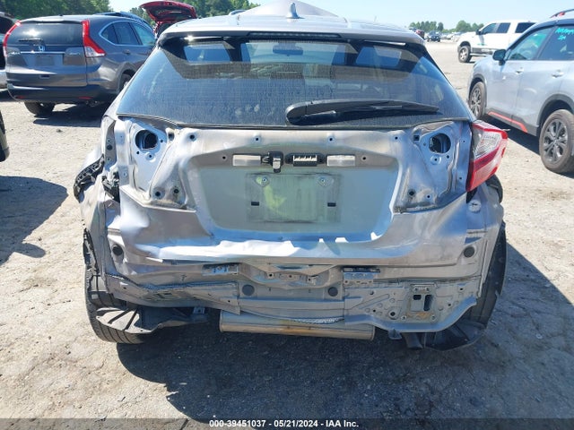 Toyota C-HR LE 2020 JTNKHMBX9L1089774 Image 6