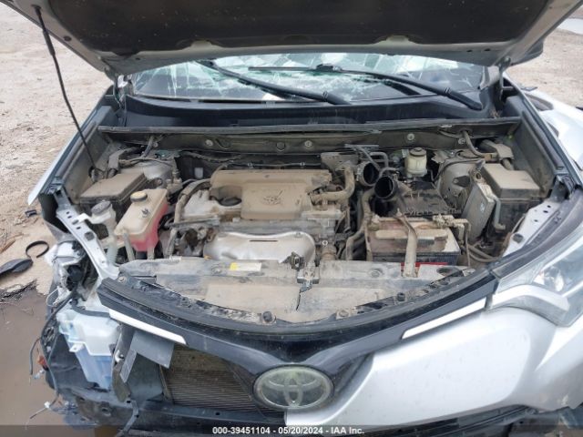 2T3ZFREV2HW320345 Toyota RAV4 LE