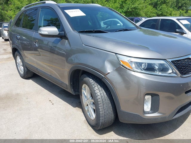 KIA SORENTO LX 2015 5XYKT4A61FG647407 Image 6