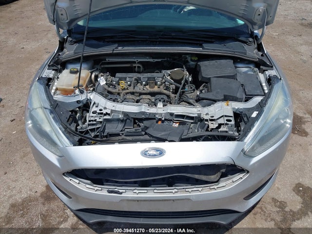 Ford FOCUS SE 2015 1FADP3F25FL327319 Image 10