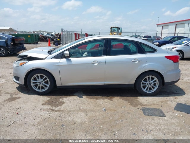 Ford FOCUS SE 2015 1FADP3F25FL327319 Image 14