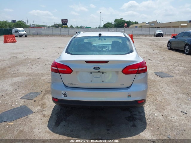 Ford FOCUS SE 2015 1FADP3F25FL327319 Image 16