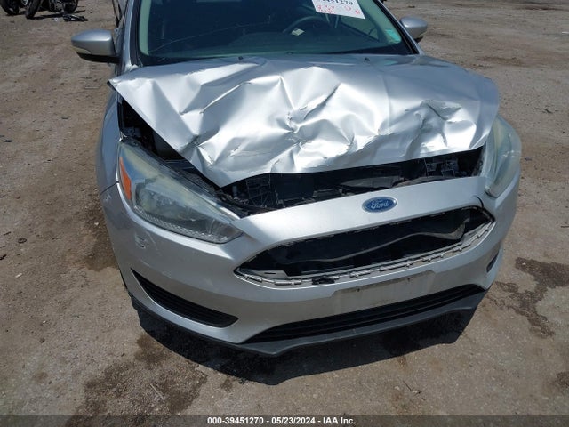 Ford FOCUS SE 2015 1FADP3F25FL327319 Image 6