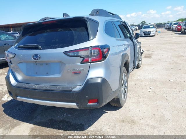 4S4BTANC8P3162083 Subaru Outback Limited