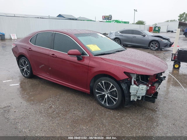 Toyota CAMRY SE 2018 4T1B11HK8JU673397 zdjęcie główne