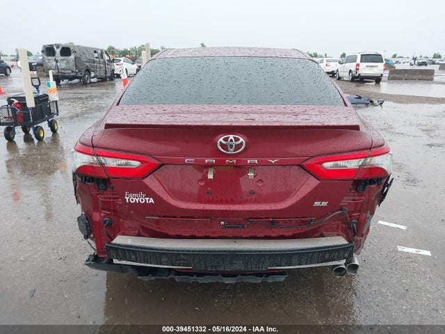 Toyota CAMRY SE 2018 4T1B11HK8JU673397 Image 16