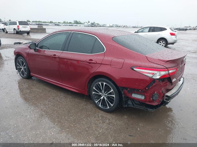 Toyota CAMRY SE 2018 4T1B11HK8JU673397 Image 3